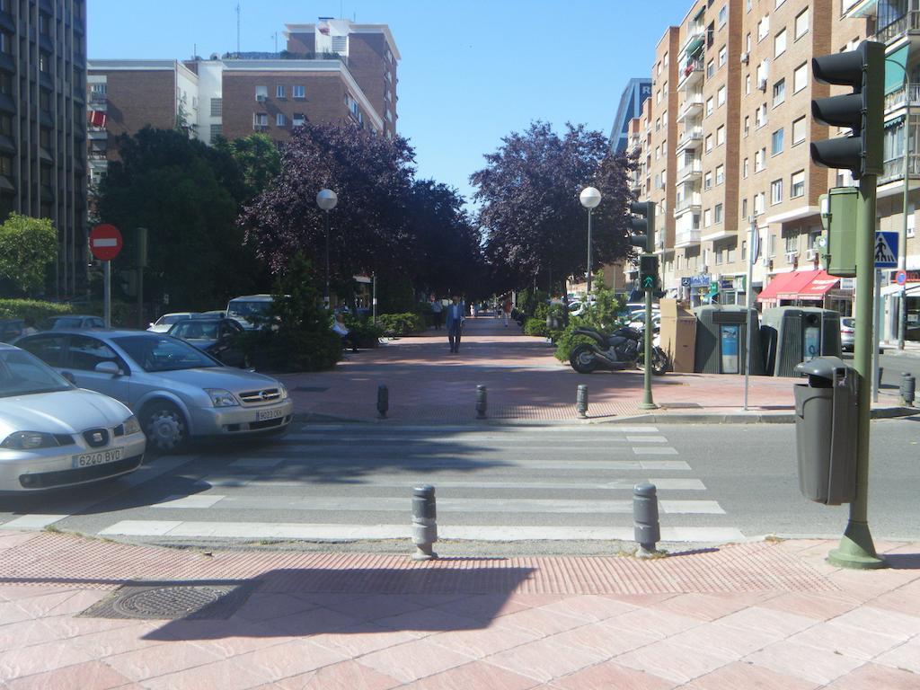 Madrid Studio Apartments Extérieur photo