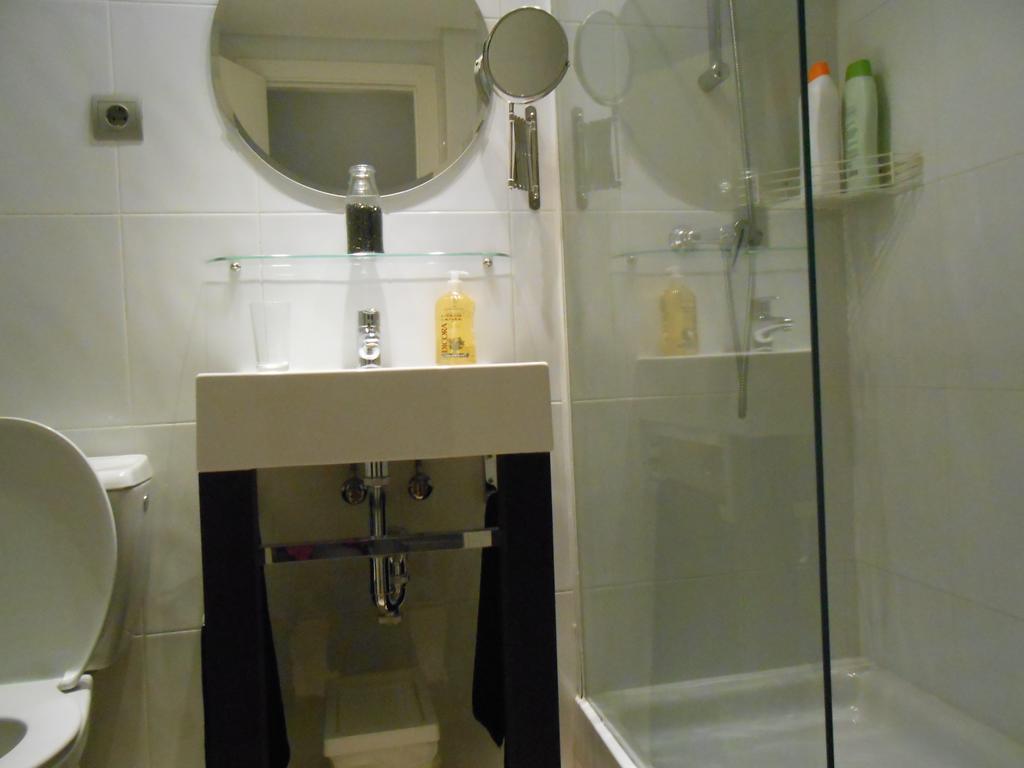 Madrid Studio Apartments Chambre photo